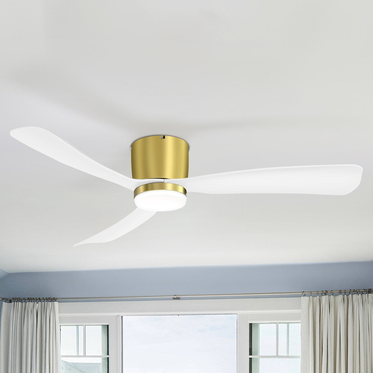 Ventilateur de plafond LED à encastrer de 52 pouces noir/blanc avec éclairage et télécommande (3 pales)