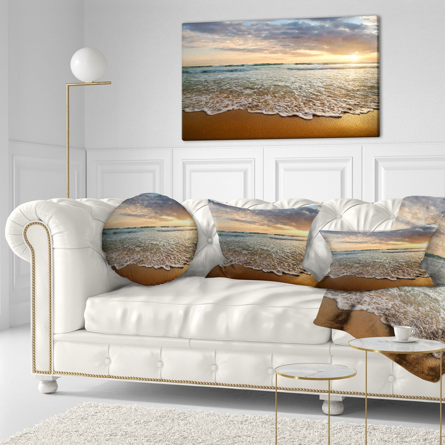 Coucher de soleil nuageux lumineux sur un océan calme - Tableau contemporain de paysage marin sur toile