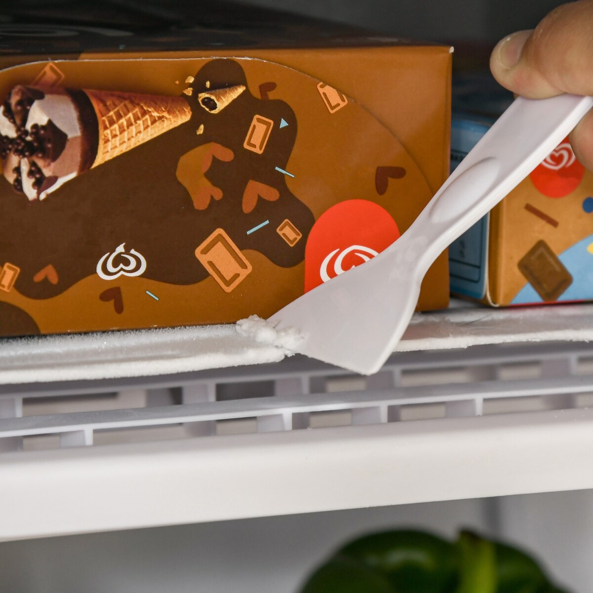 Mini réfrigérateur HOMCOM 3.2 Cu.Ft avec congélateur, réfrigérateur compact à porte simple avec thermostat réglable