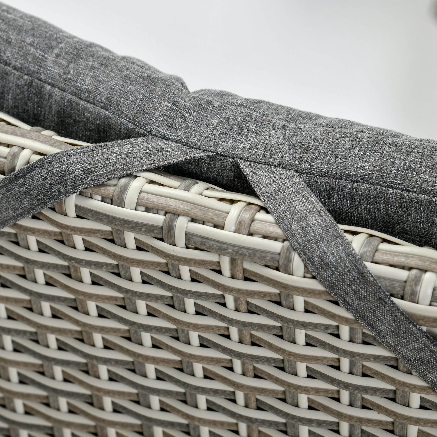 Outsunny Ensemble de salon de jardin 3 pièces en rotin PE, chaises inclinables d'extérieur avec table basse en plastique imitation bois