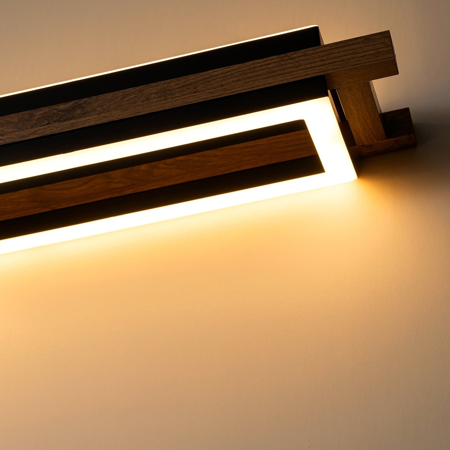 Suspension à LED intégrée en bois, linéaire, à 3 ou 5 lumières, pour îlot de cuisine.