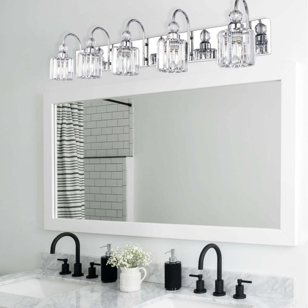 Chrome/ Noir/ Or Moderne Au-dessus du miroir Cristal Salle de bain Luminaires muraux pour salle de bain Lumières de vanité