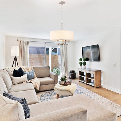 Suspension moderne à 5 lumières, à fixer au plafond, pour salle à manger, chambre à coucher, salon - N/A