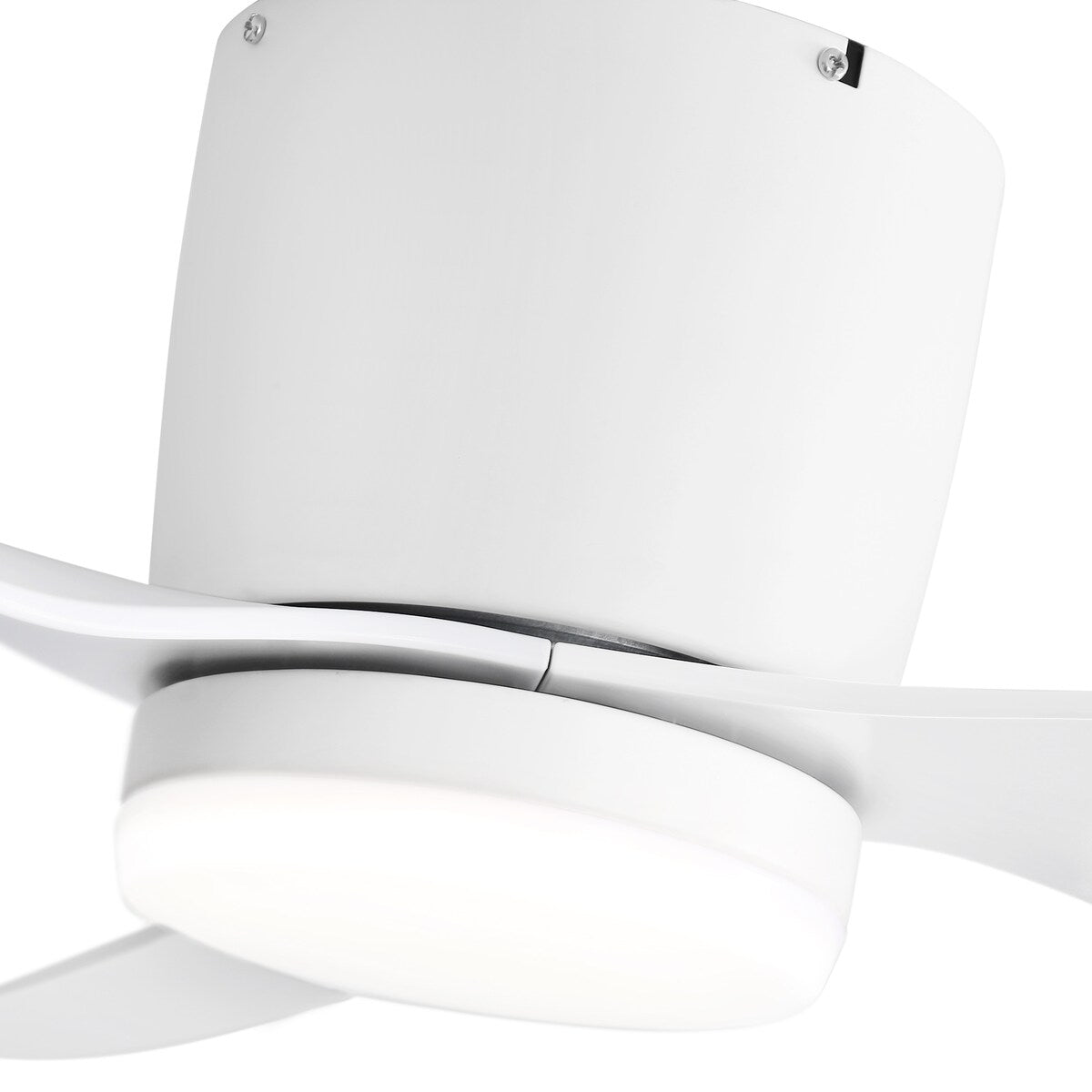 Ventilateur de plafond LED à encastrer de 52 pouces noir/blanc avec éclairage et télécommande (3 pales)