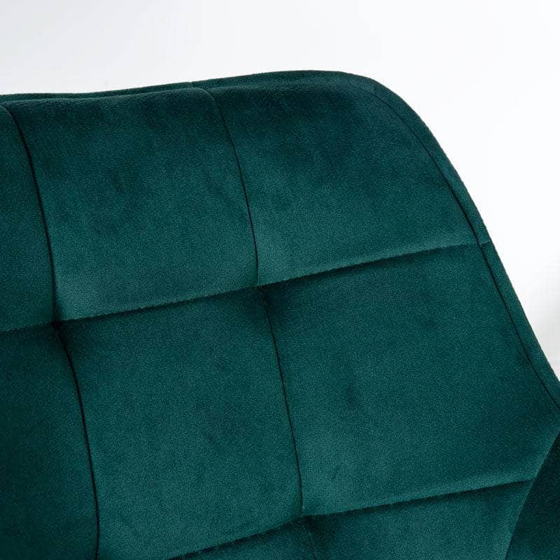 Lincoln Round Dining Table & 4 Emerald Montreal Dining Chairs