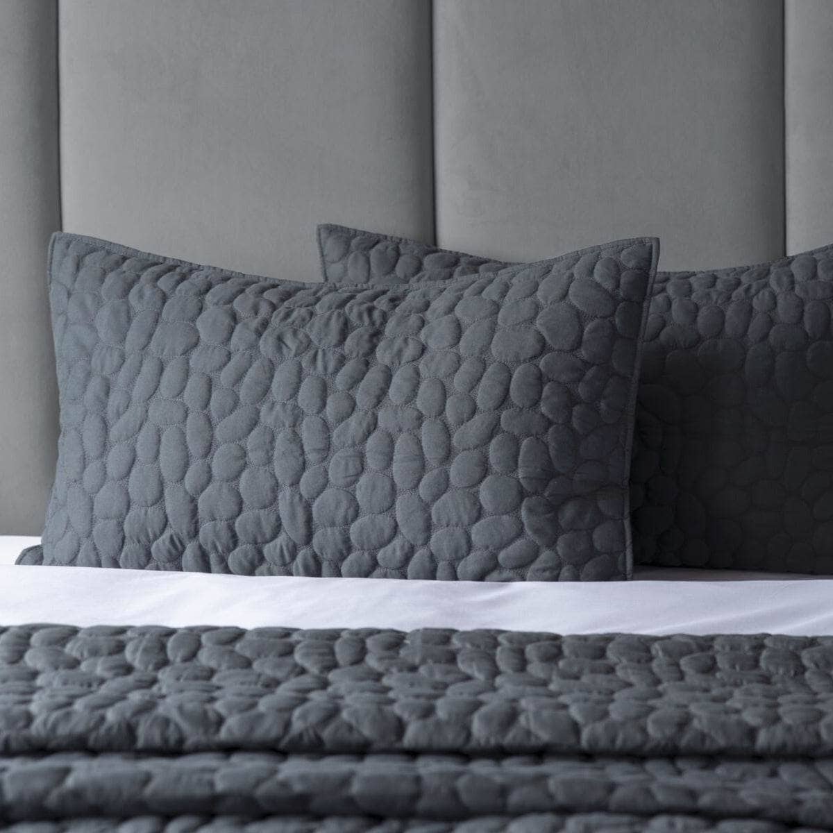 Porto Geometric Pillow Sham Pair - Charcoal