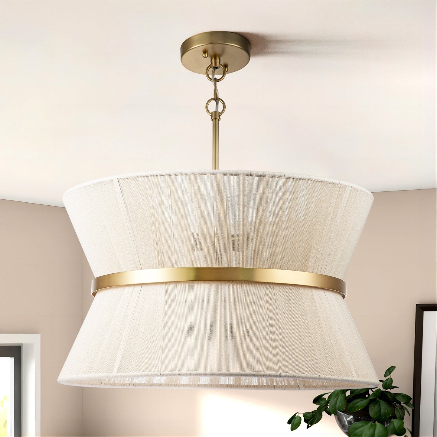 Grand lustre tambour bohème moderne à 8 lumières, 60 cm (24 pouces), en tissu, en forme de sablier, tissé à la main, en or/noir, pour salle à manger/salon.