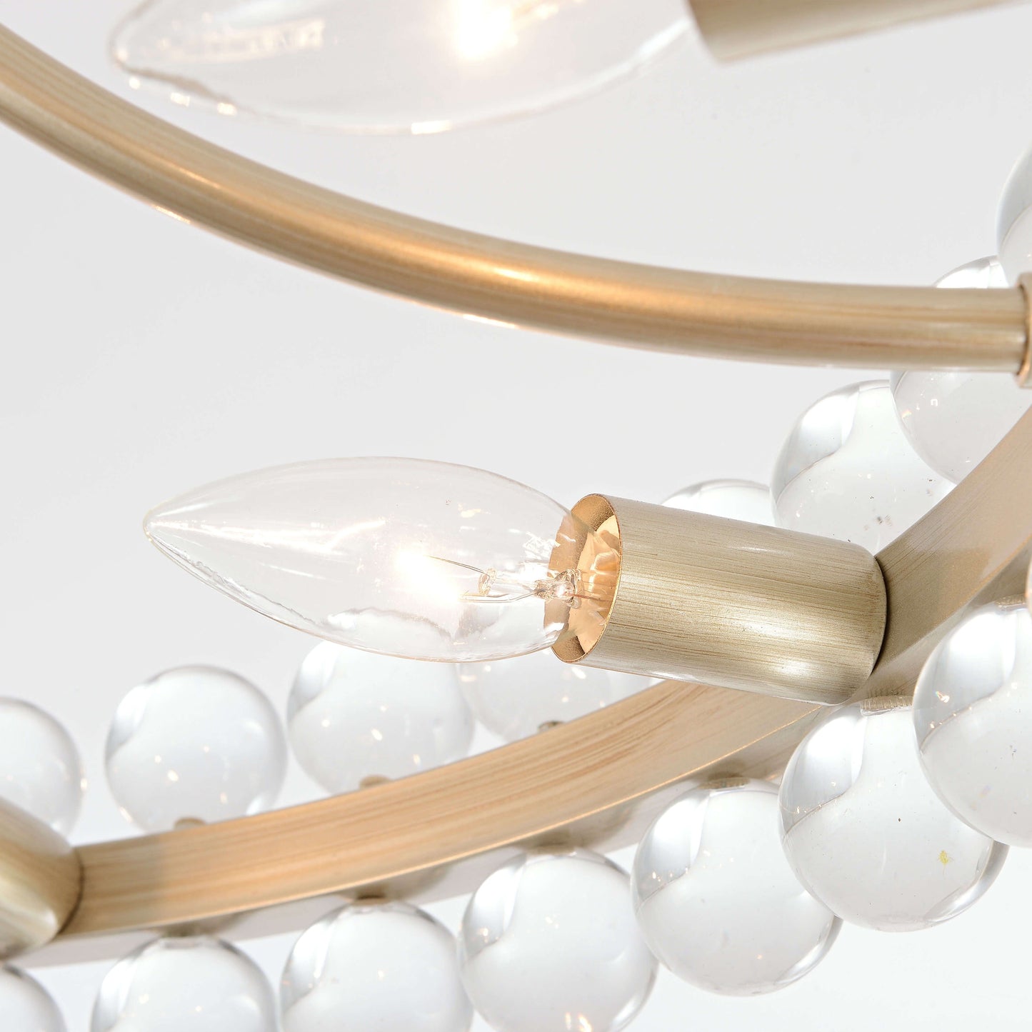 Suspension semi-encastrée Elvira à 8 lumières en forme de roue de chariot avec cristaux