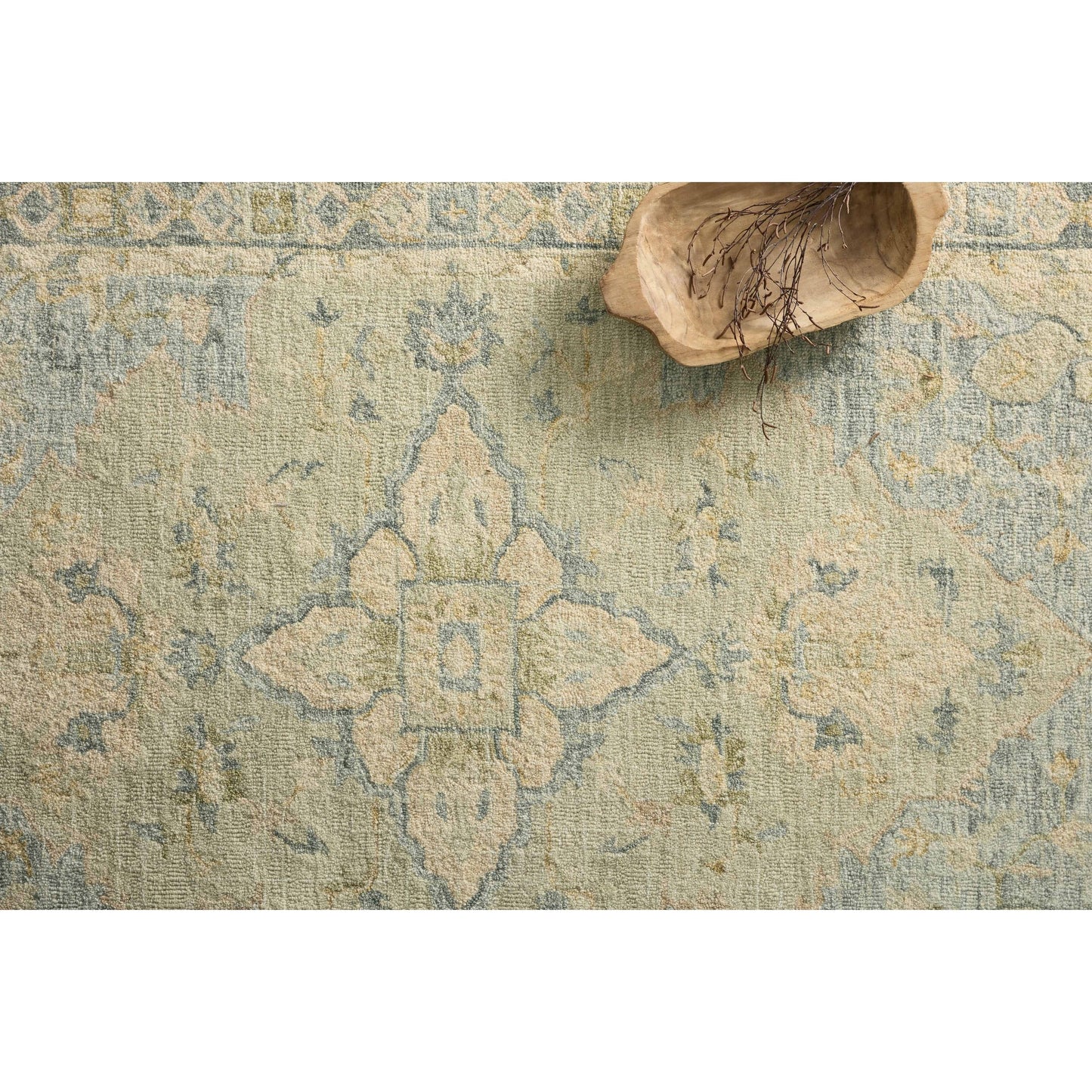 Tapis en laine à motifs mosaïques traditionnels, tissé à la main, de la marque Alexander Home