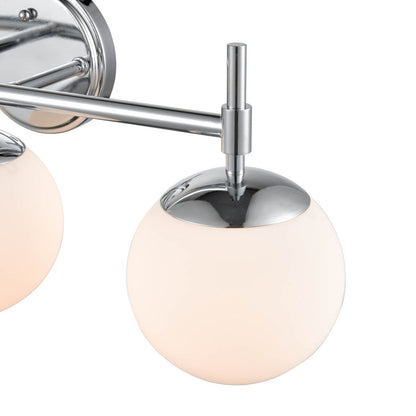 929 Lighting Lustre de salle de bain à 3 lumières, disponible en plusieurs finitions avec abat-jours en verre opale.