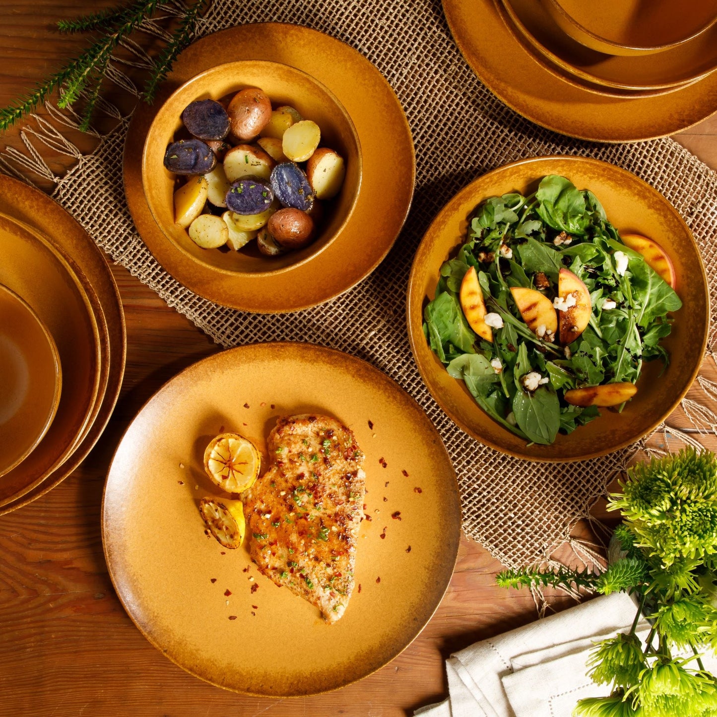 Service de table Bloomhouse Palermo Sun, 16 pièces, assiettes et bols en grès double, émail réactif.