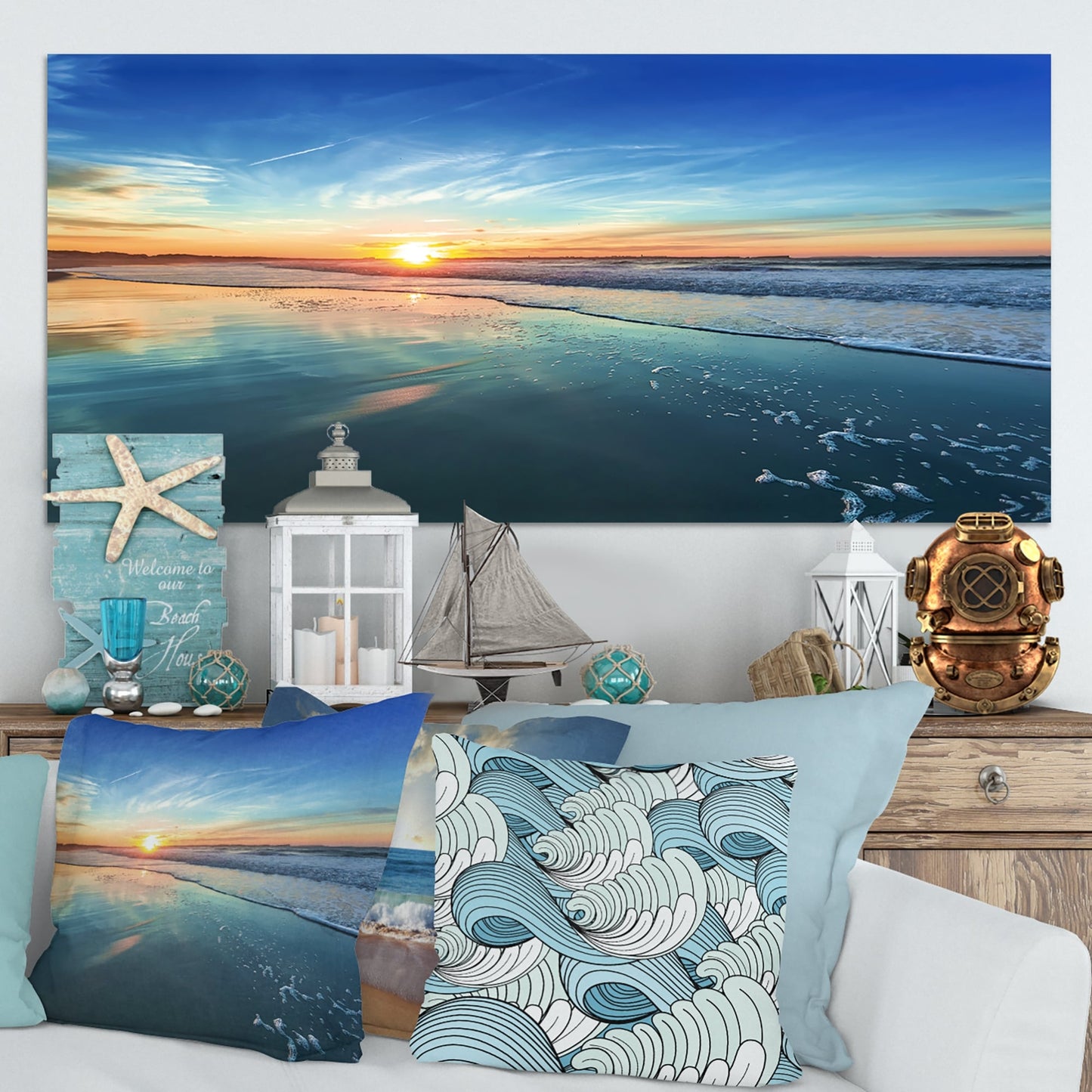 Côté de mer bleu avec coucher de soleil lointain - Tableau mural sur toile représentant un bord de mer