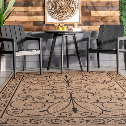 Nuloom Kathleen Traditional Indoor/Outdoor Area Rug