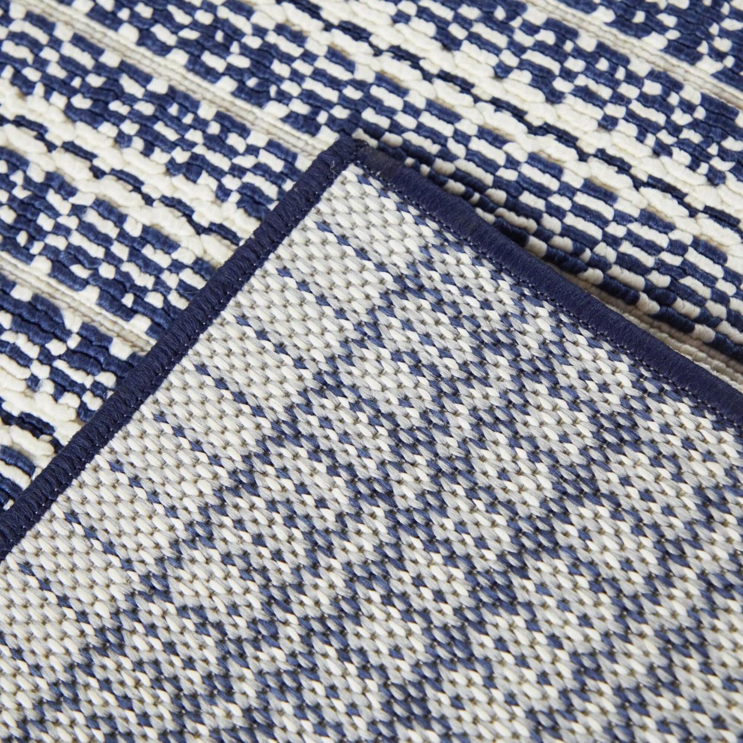 Connell Transitional Stripe Indoor/Outdoor Area Rug