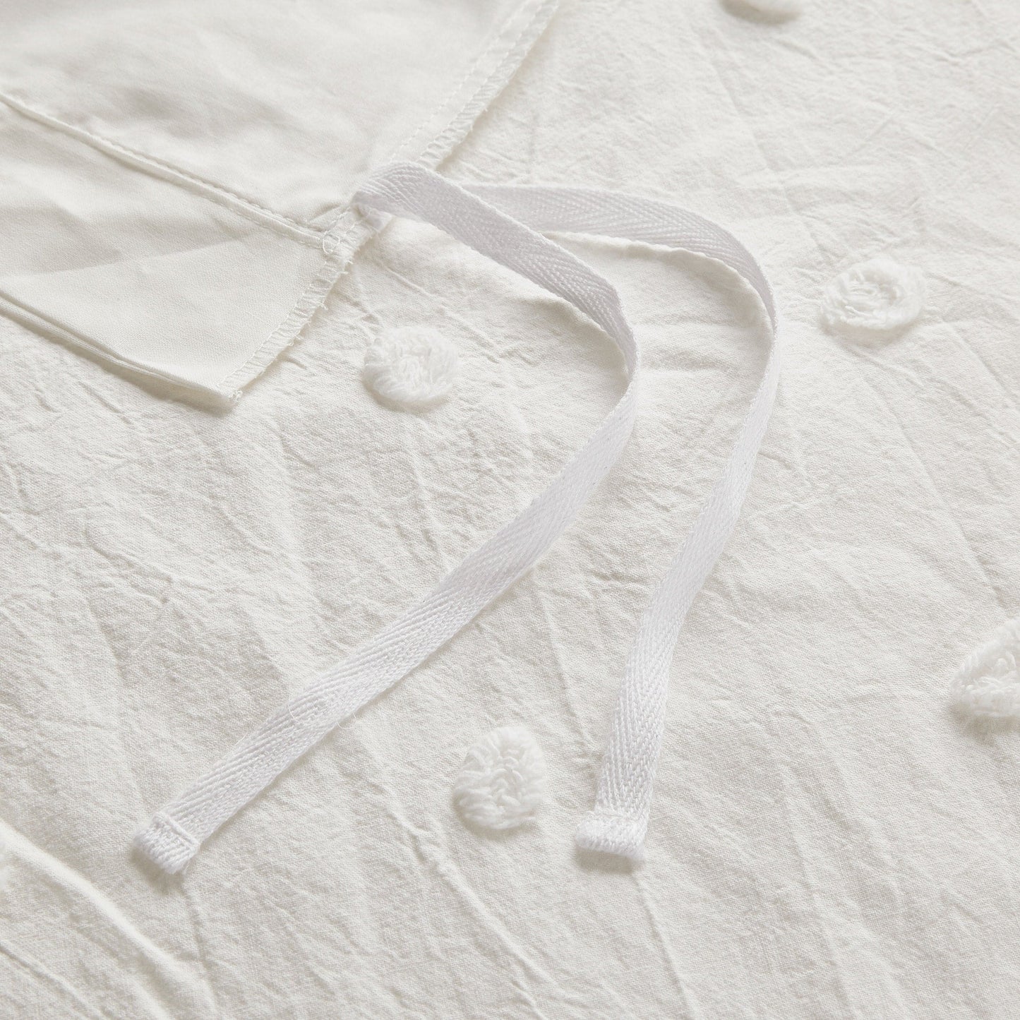 Intelligent Design Maize Cotton Jacquard Duvet Cover Set with Euro Shams and Throw Pillows