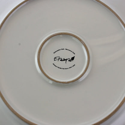 Elama Marketplace - Ensemble de vaisselle de 16 pièces en blanc embossé - Articles préférés