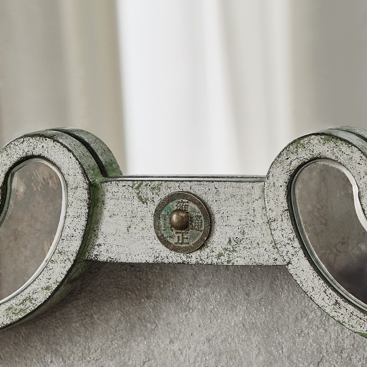 Miroir mural à carreaux argent antique Fantina par iNSPIRE Q Classic