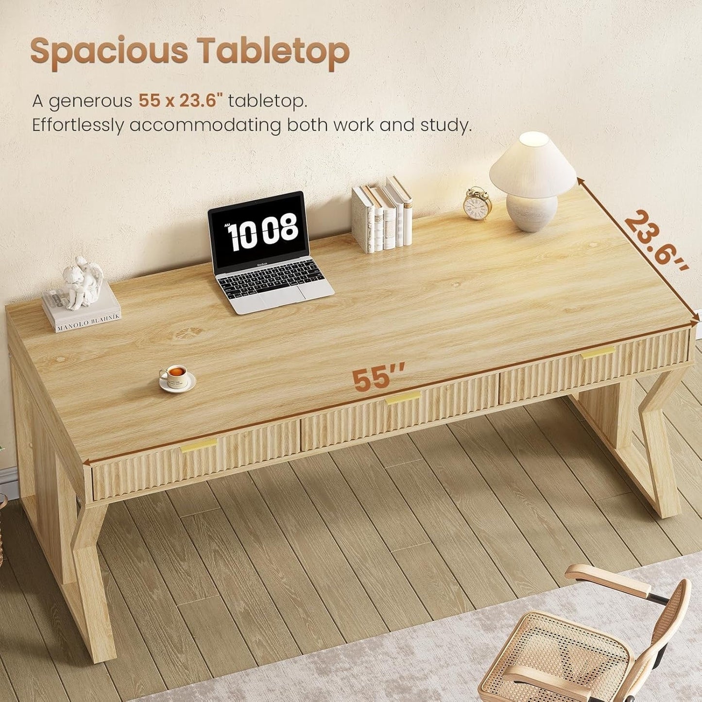 Bureau de direction style farmhouse, bureau de travail à domicile, avec tiroir à dossiers, support pour écran et prise de courant.