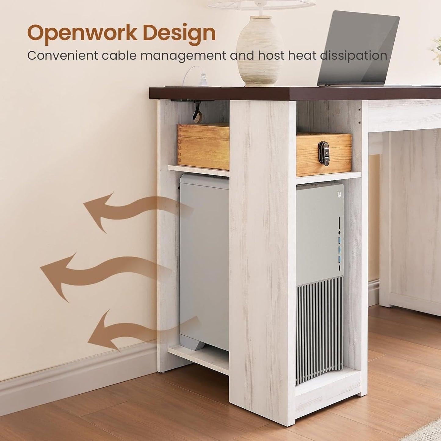 Bureau de direction style farmhouse, bureau de travail à domicile, avec tiroir à dossiers, support pour écran et prise de courant.