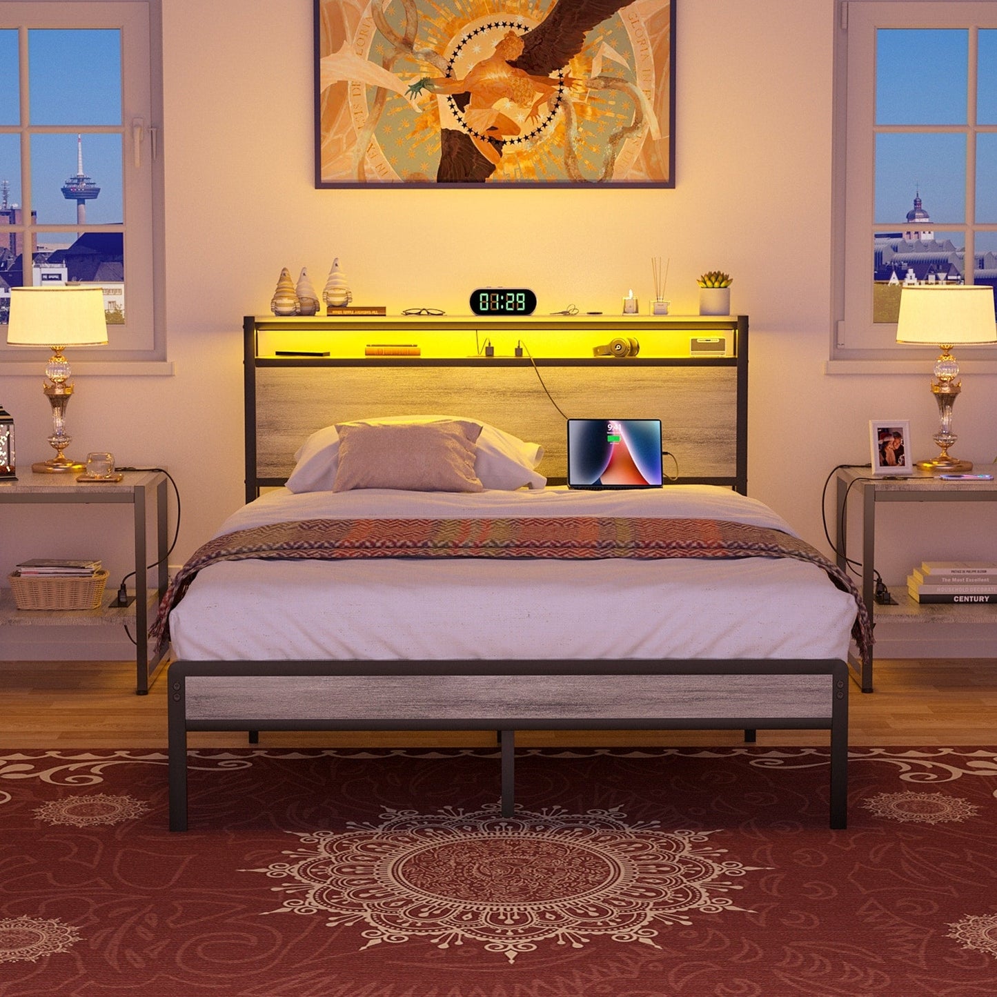 Cadre de lit à plateforme en bois de style farmhouse avec station de recharge et lumières LED