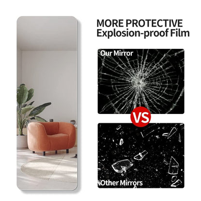 Grand miroir de corps sans cadre, à fixer au mur.