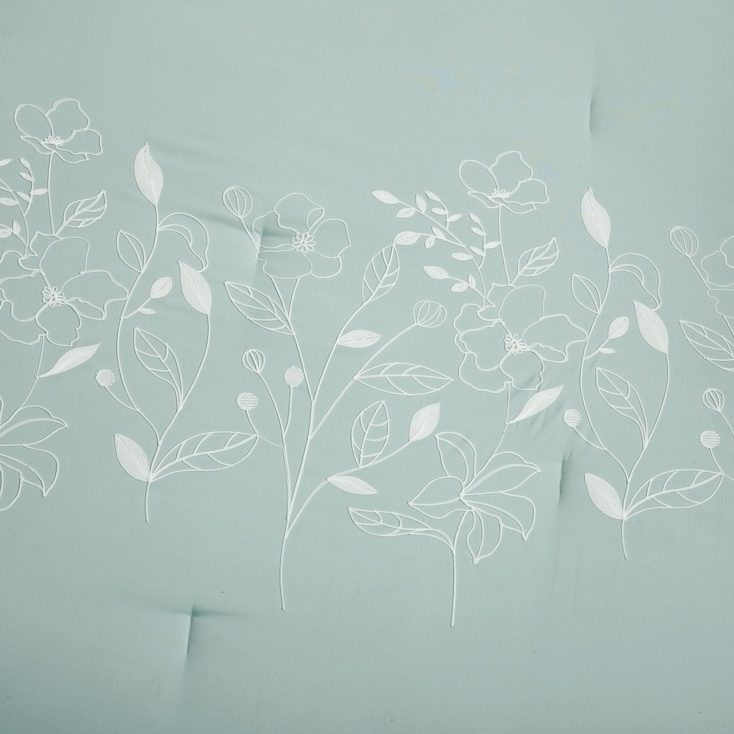 Ensemble de Couette à Motifs Floraux et Botaniques Nanshing Taylor 7 Pièces