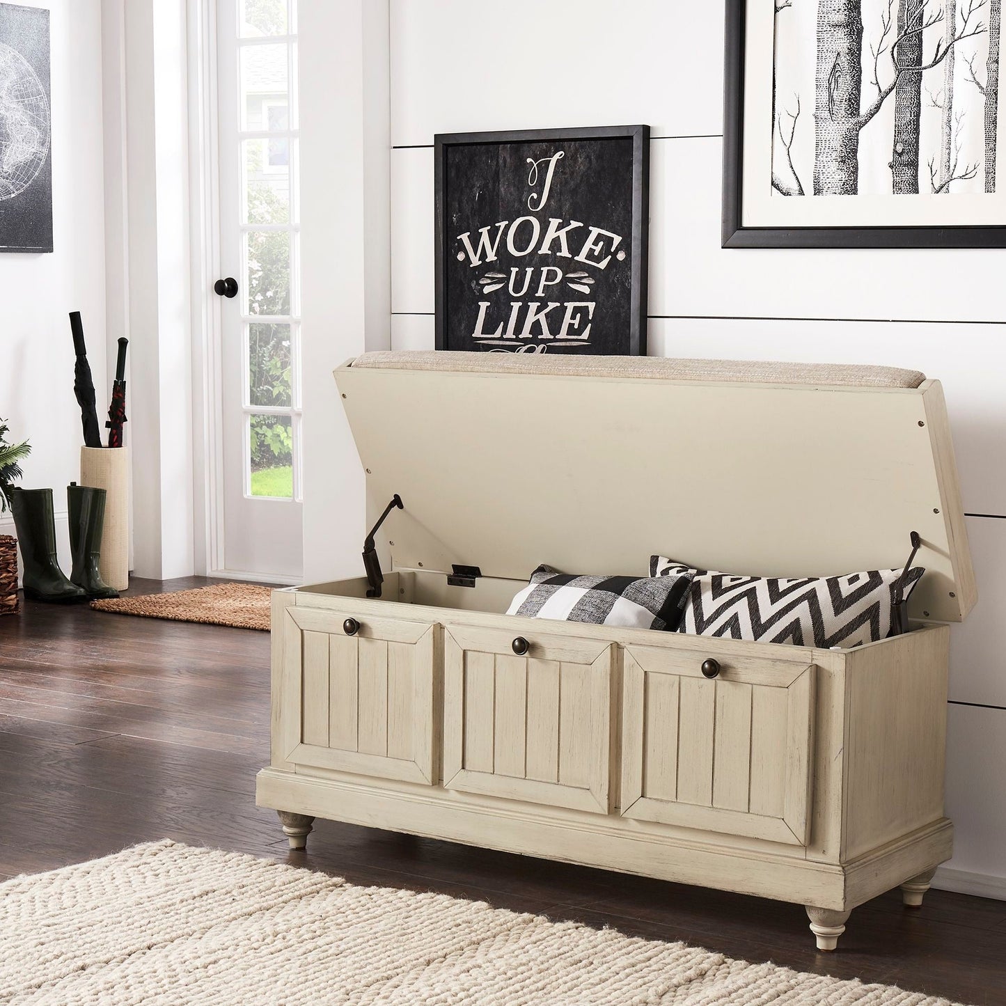 Banc de rangement Granger avec coussin de siège en lin par iNSPIRE Q Classic
