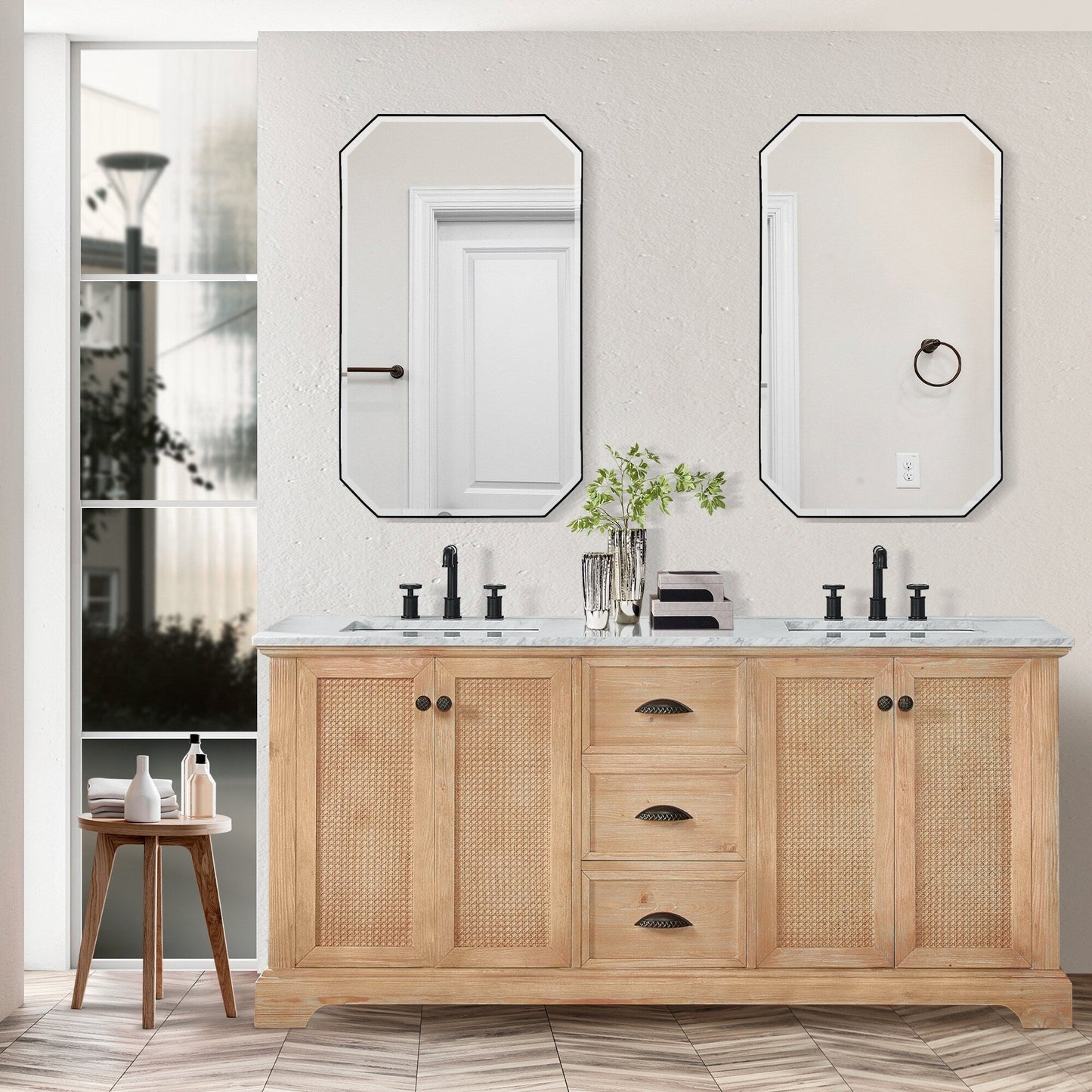 Meuble-lavabo Hervas avec plan de toilette en marbre naturel, sans miroir.