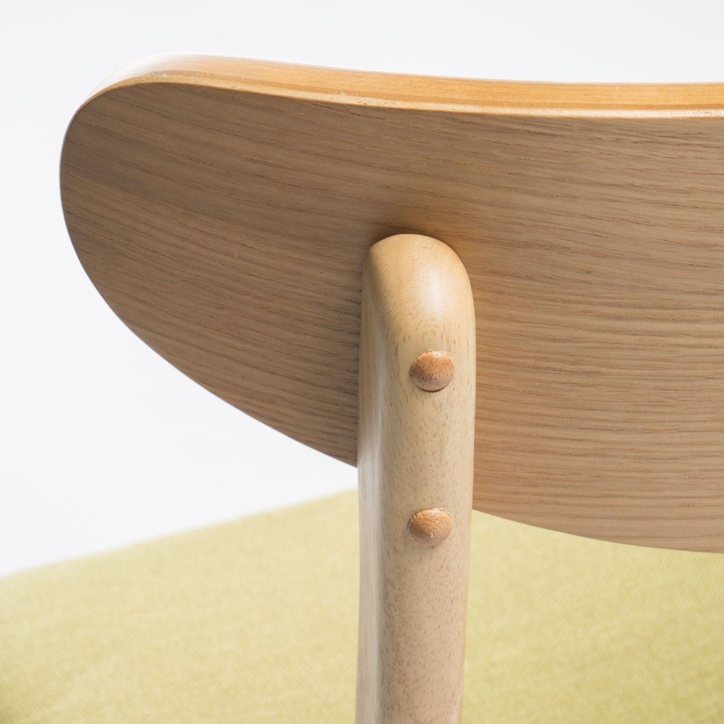 Chaise de salle à manger Abrielle en bois d'acacia rembourré, style moderne du milieu du siècle, par Christopher Knight Home (lot de 2)