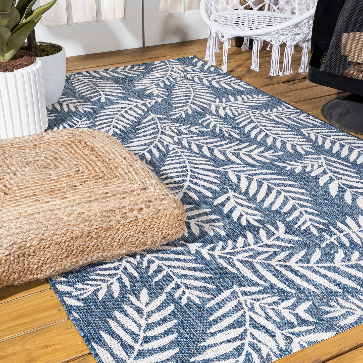 JONATHAN Y Galon Palm Frond Indoor/Outdoor Area Rug