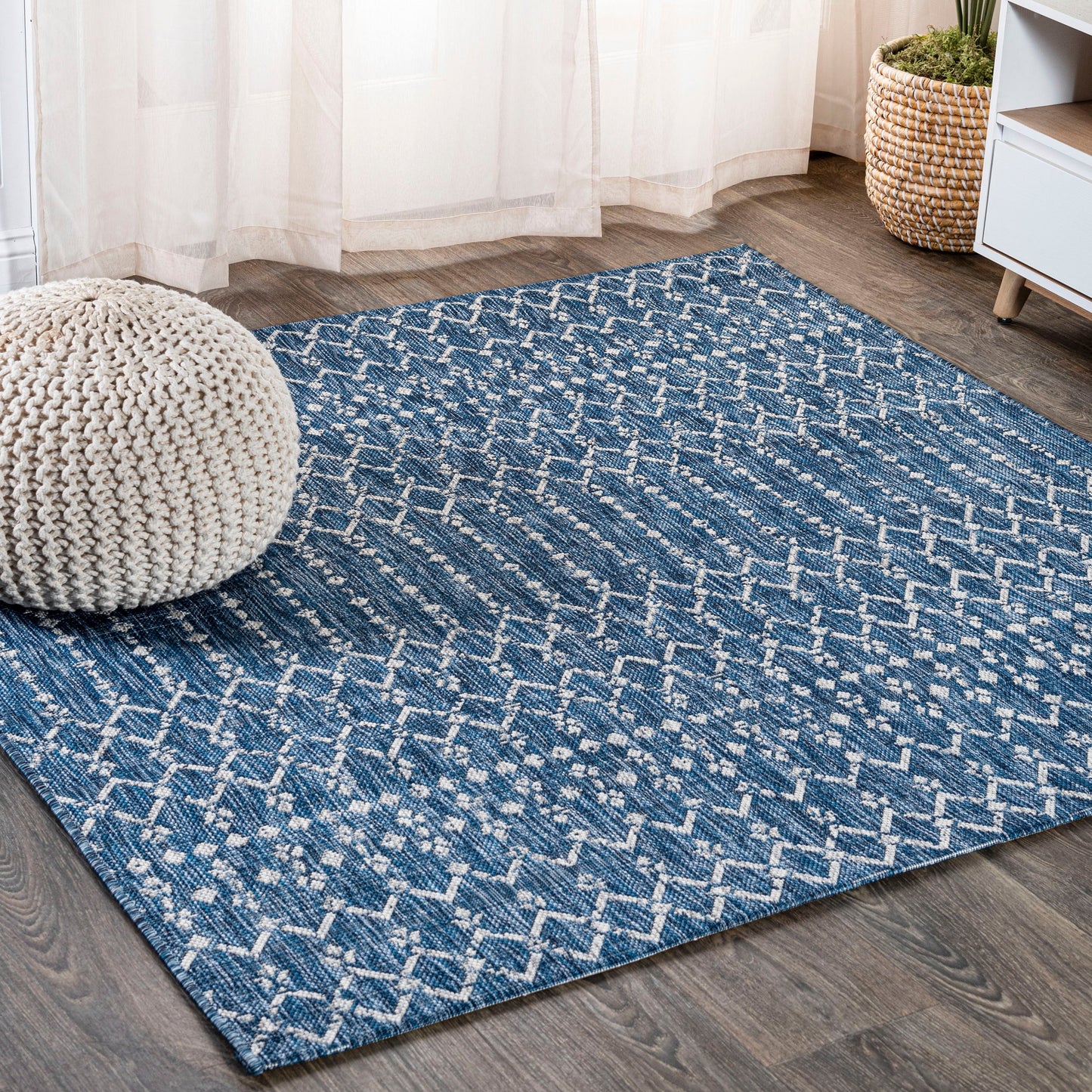 JONATHAN Y Trebol Moroccan Geometric Textured Weave Indoor/Outdoor Area Rug