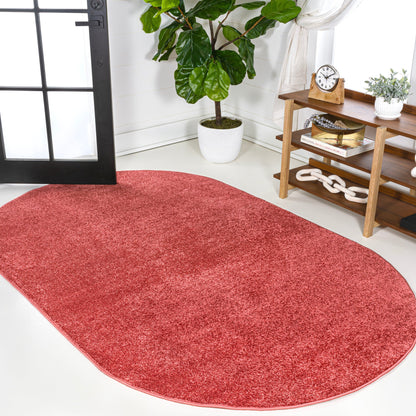 JONATHAN Y Tumbling Solid Low-Pile Area Rug