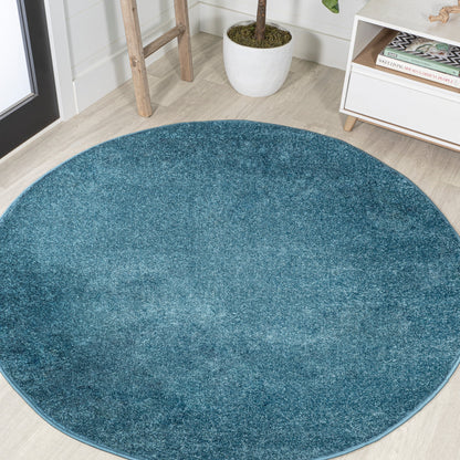 JONATHAN Y Tumbling Solid Low-Pile Area Rug