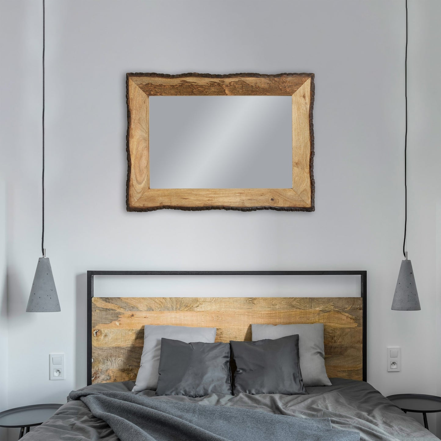 Lamont River of Goods Miroir mural rectangulaire en bois et verre, marron et beige - 39 x 1,25 x 28 pouces
