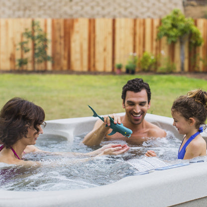 Spa Lifesmart LS100DX pour 4 personnes, 20 jets, 110V, prêt à l'emploi avec cascade.