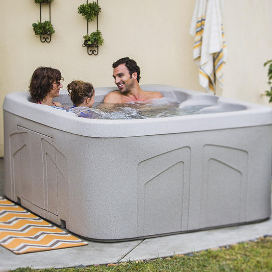Spa Lifesmart LS100DX pour 4 personnes, 20 jets, 110V, prêt à l'emploi avec cascade.