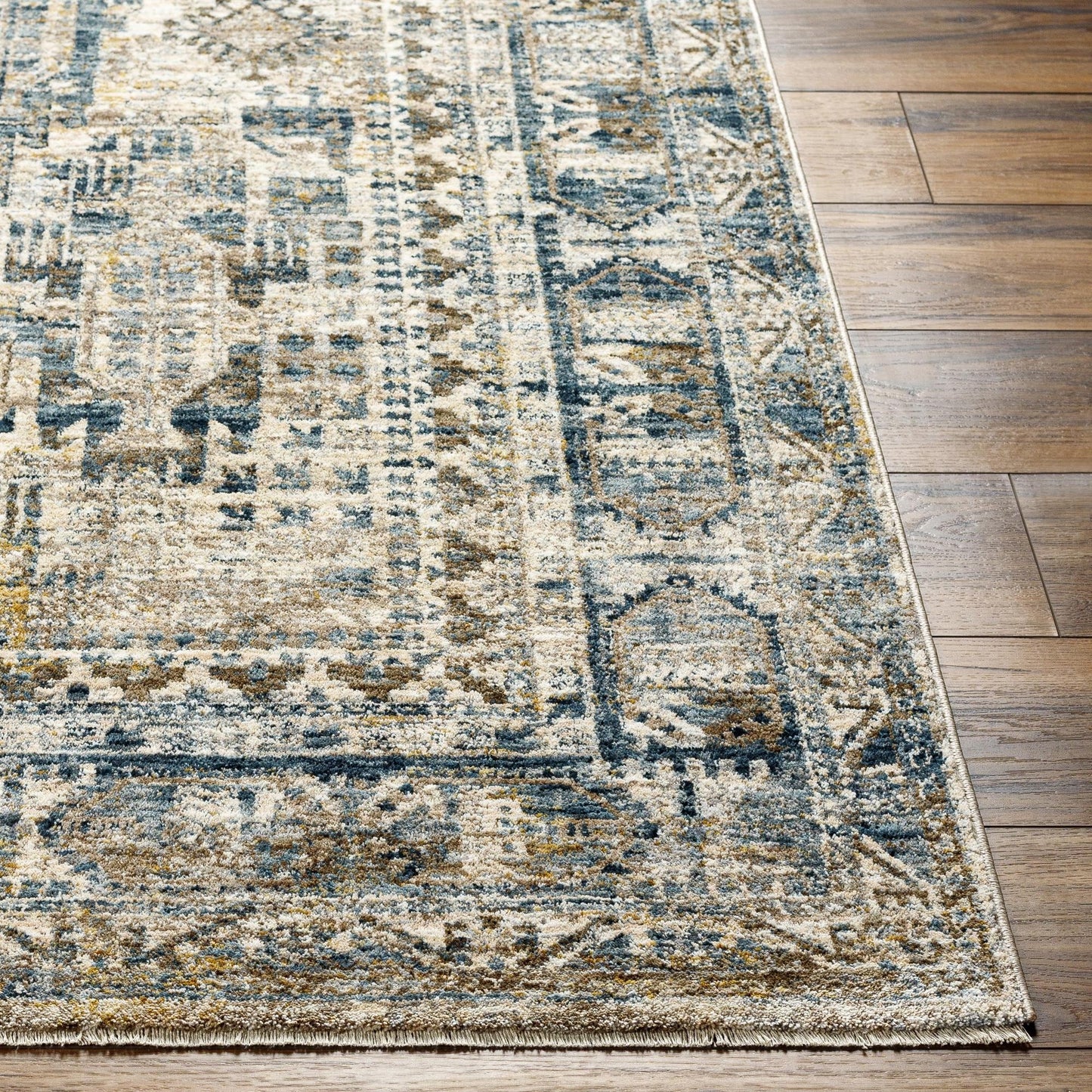 Livabliss Mirabel Traditional Area Rug