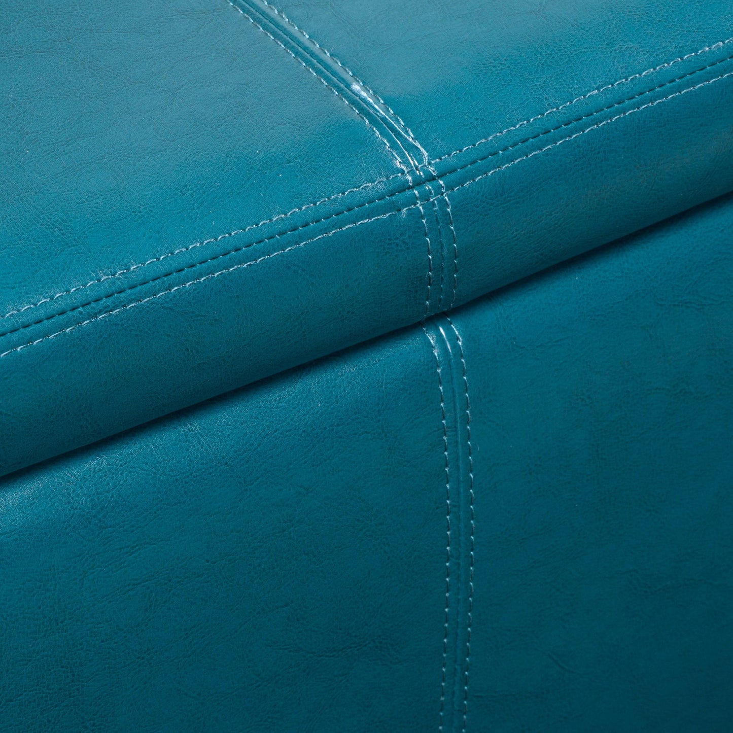 Banc de rangement Lucinda en simili cuir de Christopher Knight Home - 130,6 cm L x 44,5 cm l x 41,3 cm H