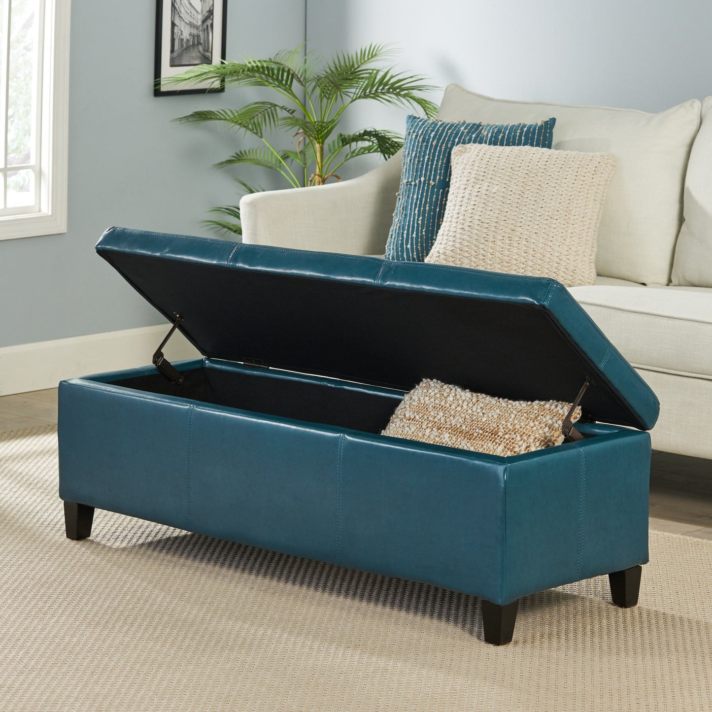 Banc de rangement Lucinda en simili cuir de Christopher Knight Home - 130,6 cm L x 44,5 cm l x 41,3 cm H