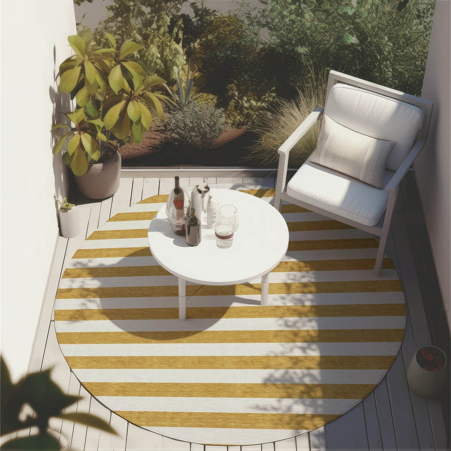 Machine Washable Indoor/ Outdoor Cabana Stripe Chantille Rug