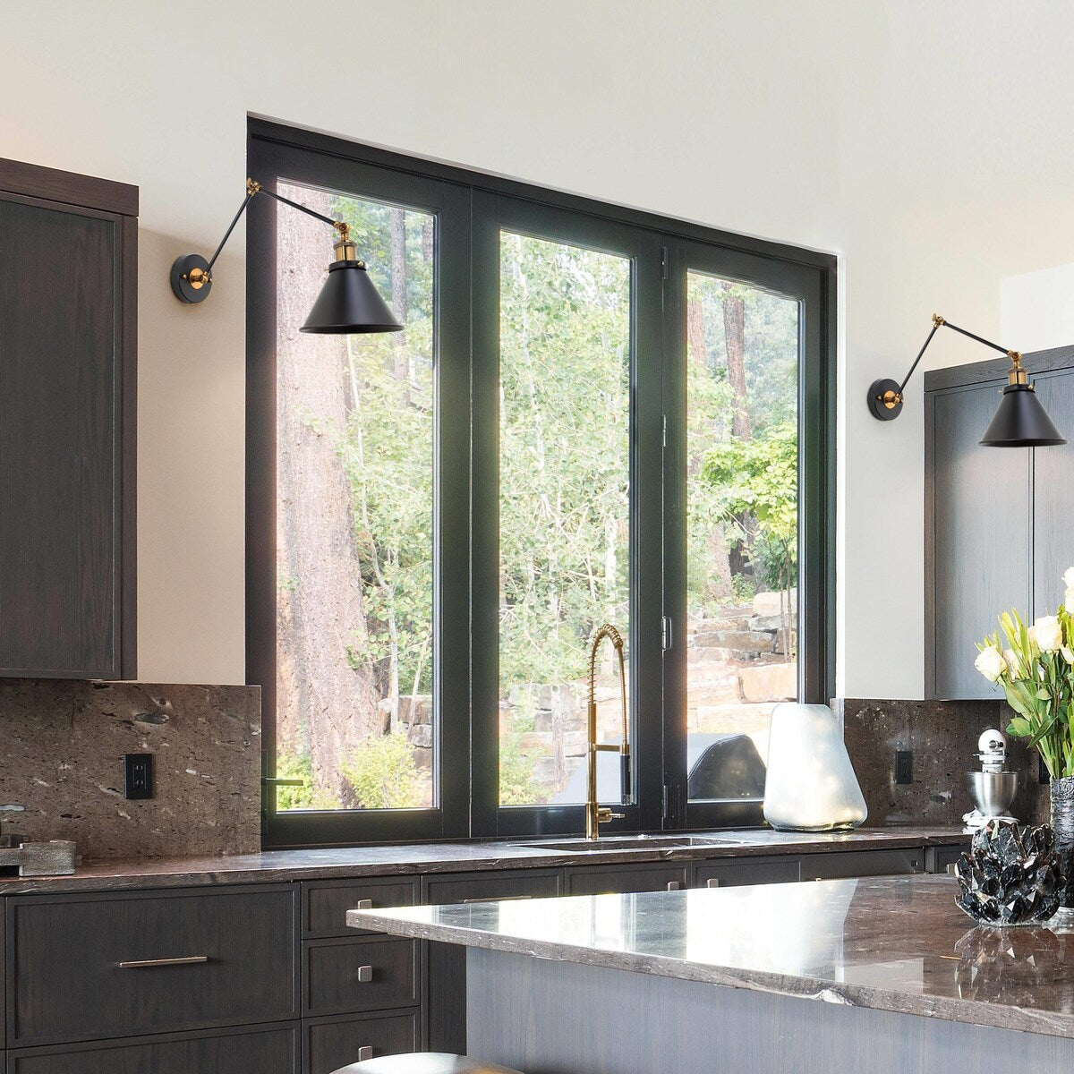 Malryn Lot de 2 appliques murales modernes à bras oscillant réglable, à brancher ou à câbler directement