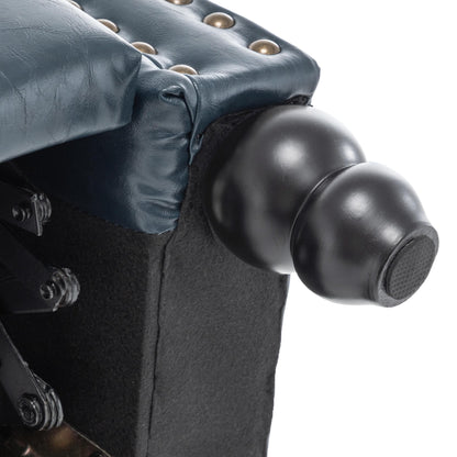 Fauteuils inclinables à commande manuelle avec garniture à clous cloutés