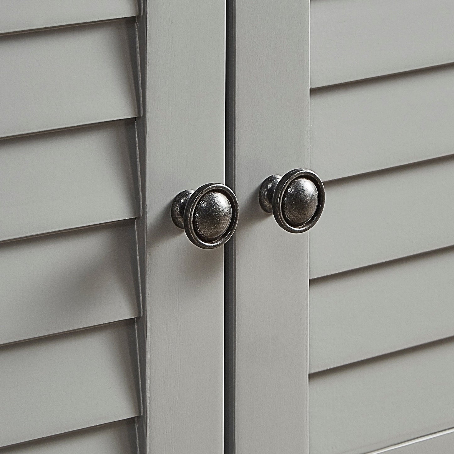 Banc de rangement à porte à volet avec coussin en velours Maybelle de iNSPIRE Q Classic