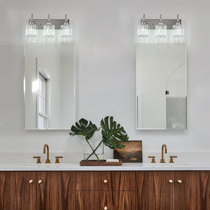 Appliques murales de salle de bain à cristaux, modernes et à intensité variable, avec abat-jours en cristal.