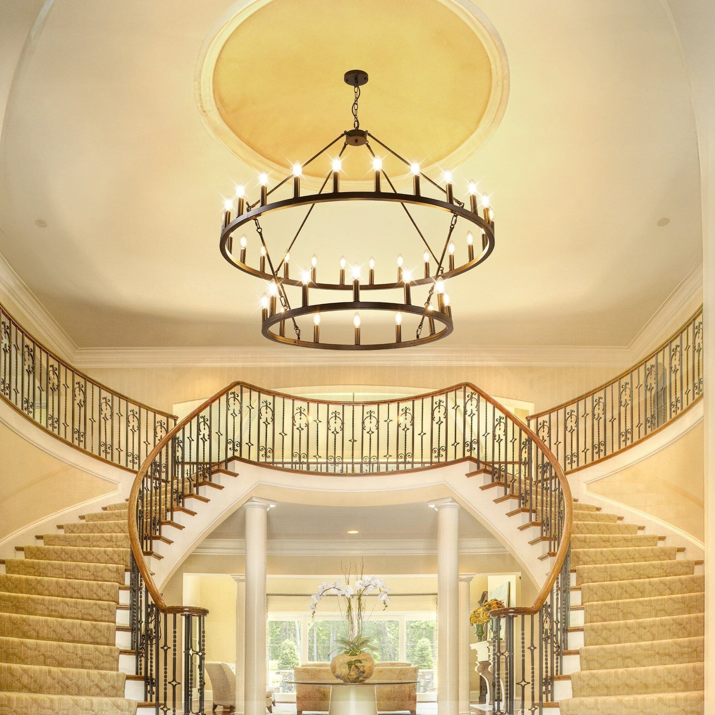 Luminaire moderne de style farmhouse, lustre à 2 niveaux en forme de roue de charrette, grand luminaire pour plafond haut.