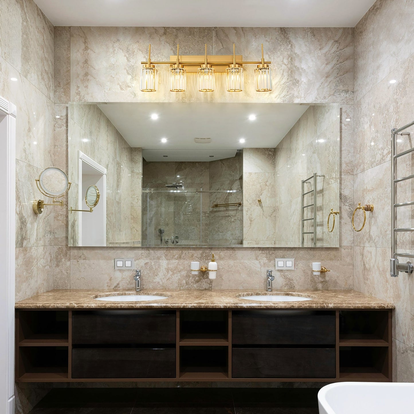 Applique murale moderne dorée à intensité variable, style glamour, cylindrique, pour salle de bain, avec cristaux, pour miroir de salle de bain.