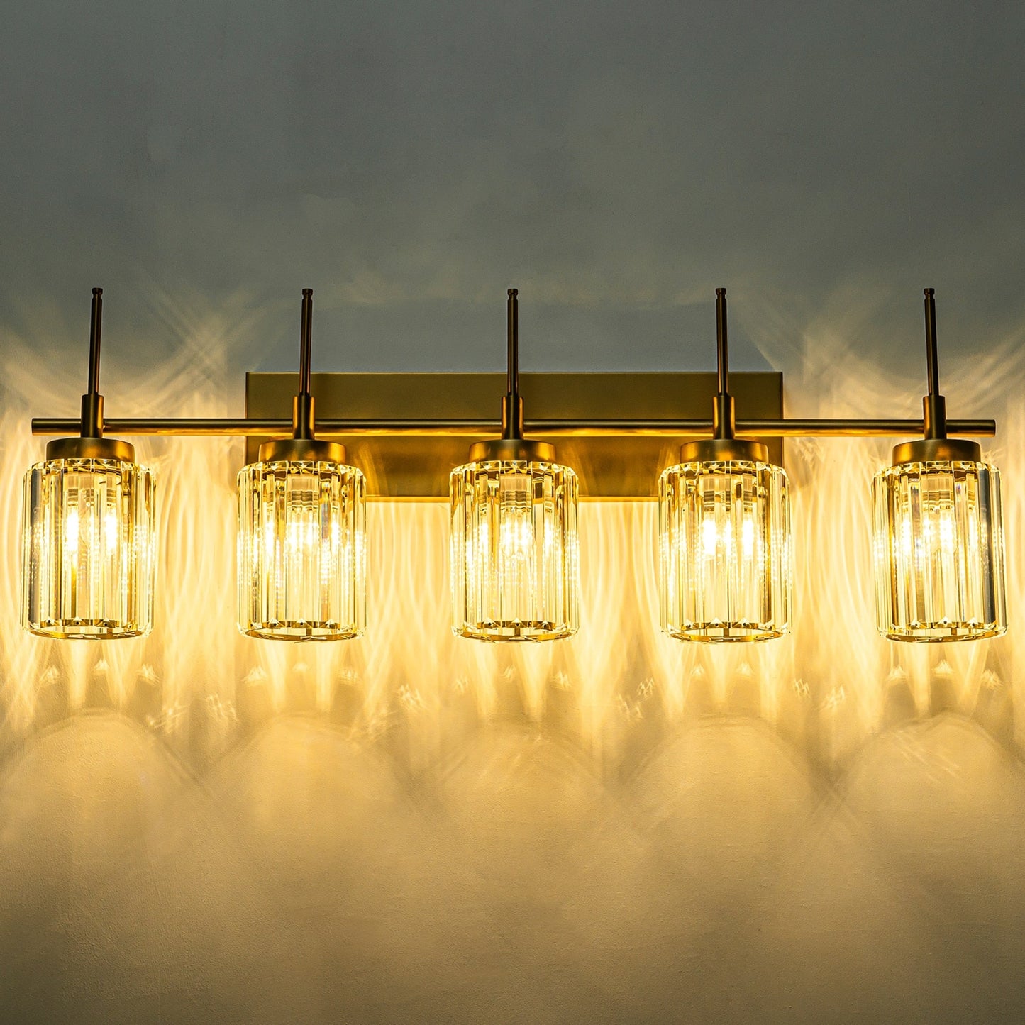 Applique murale moderne dorée à intensité variable, style glamour, cylindrique, pour salle de bain, avec cristaux, pour miroir de salle de bain.