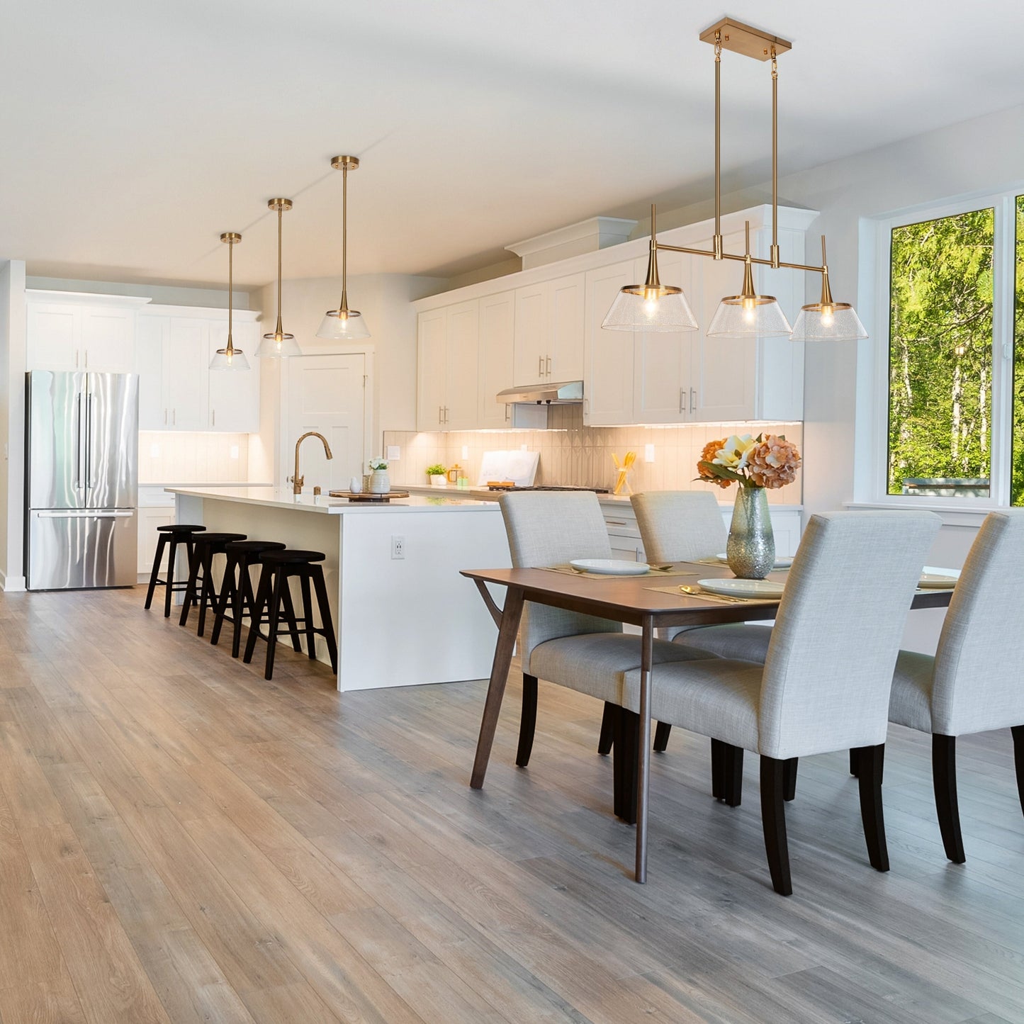 Luminaire suspendu linéaire à 3 lumières en verre perlé, style moderne, couleur or, pour salle à manger.