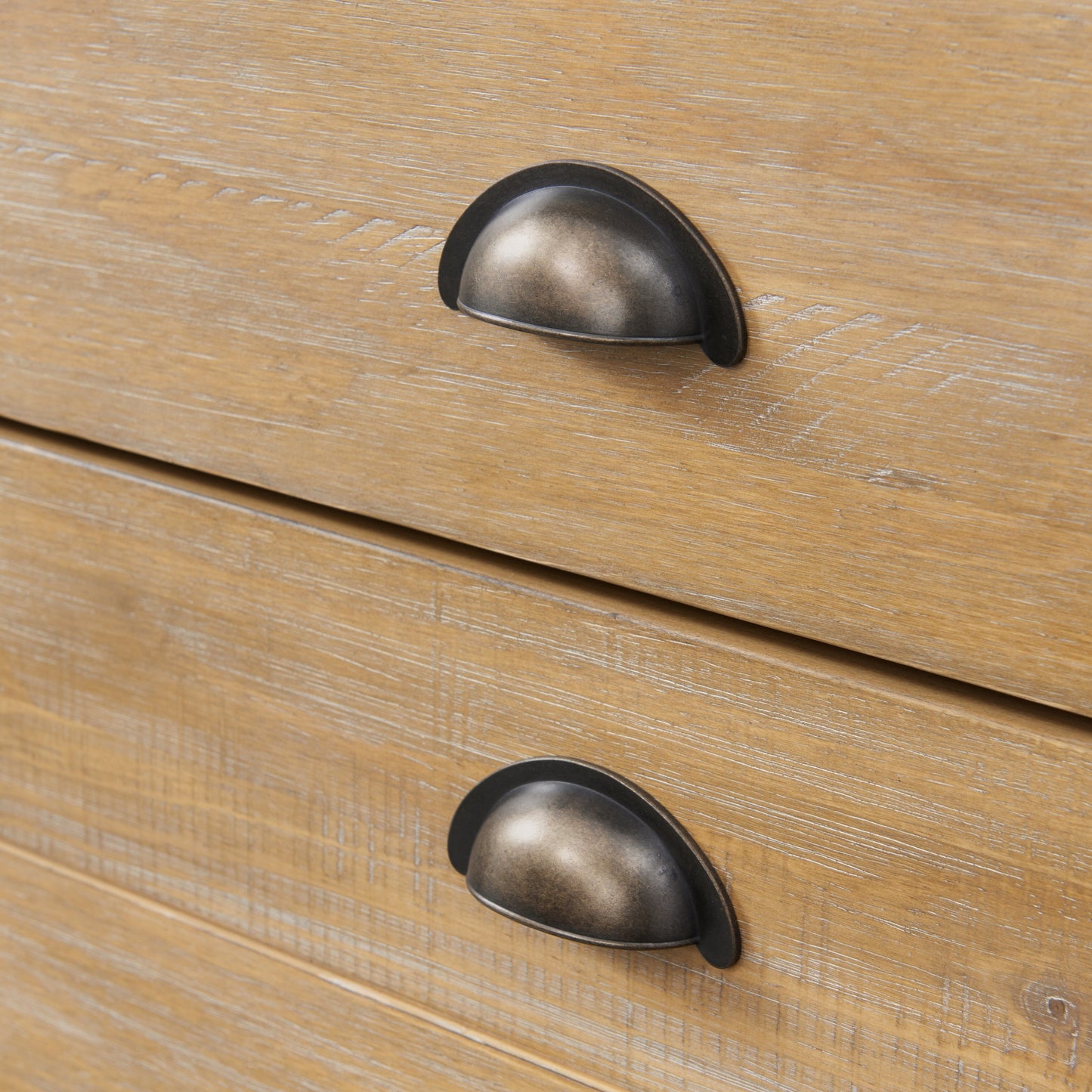 Meuble-lavabo de salle de bain simple Monterey 37, style farmhouse, avec plan de travail.