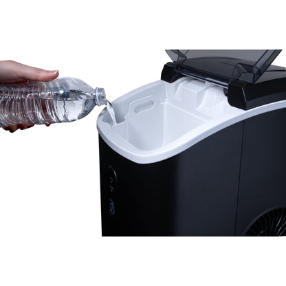 Fabrique de glaçons en forme de galet Newair de 26 lbs, couleur noir mat, avec fenêtre de visualisation des glaçons, bouton d'auto-nettoyage et bec verseur facile à utiliser.